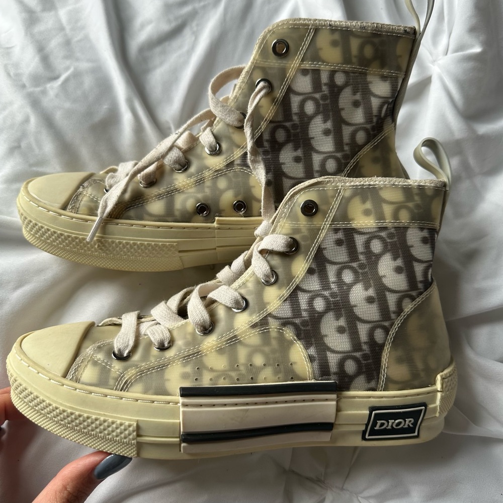 Dior sneakers
